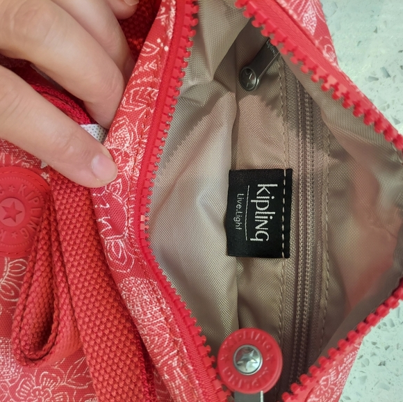 Kipling KeikoCross Body Travel Purse, NWOT - Picture 4 of 8